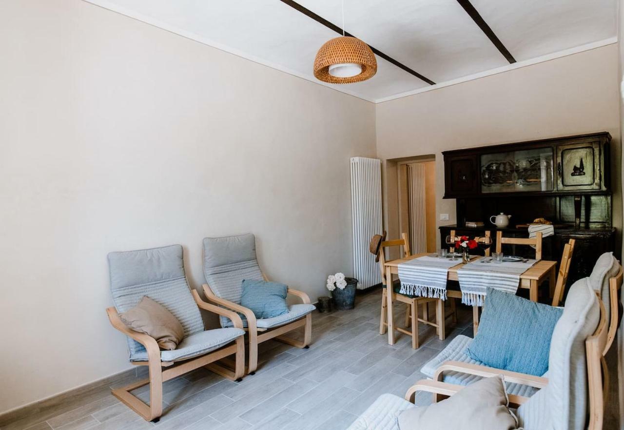 La Quiete Del Roero - Casa Vacanze Nel Verde Monticello d'Alba Bagian luar foto